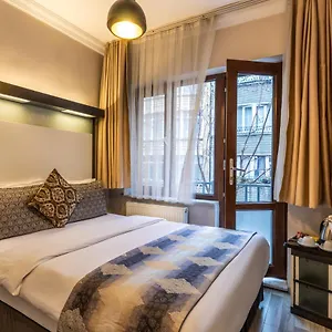 The Legend Platine Hotel